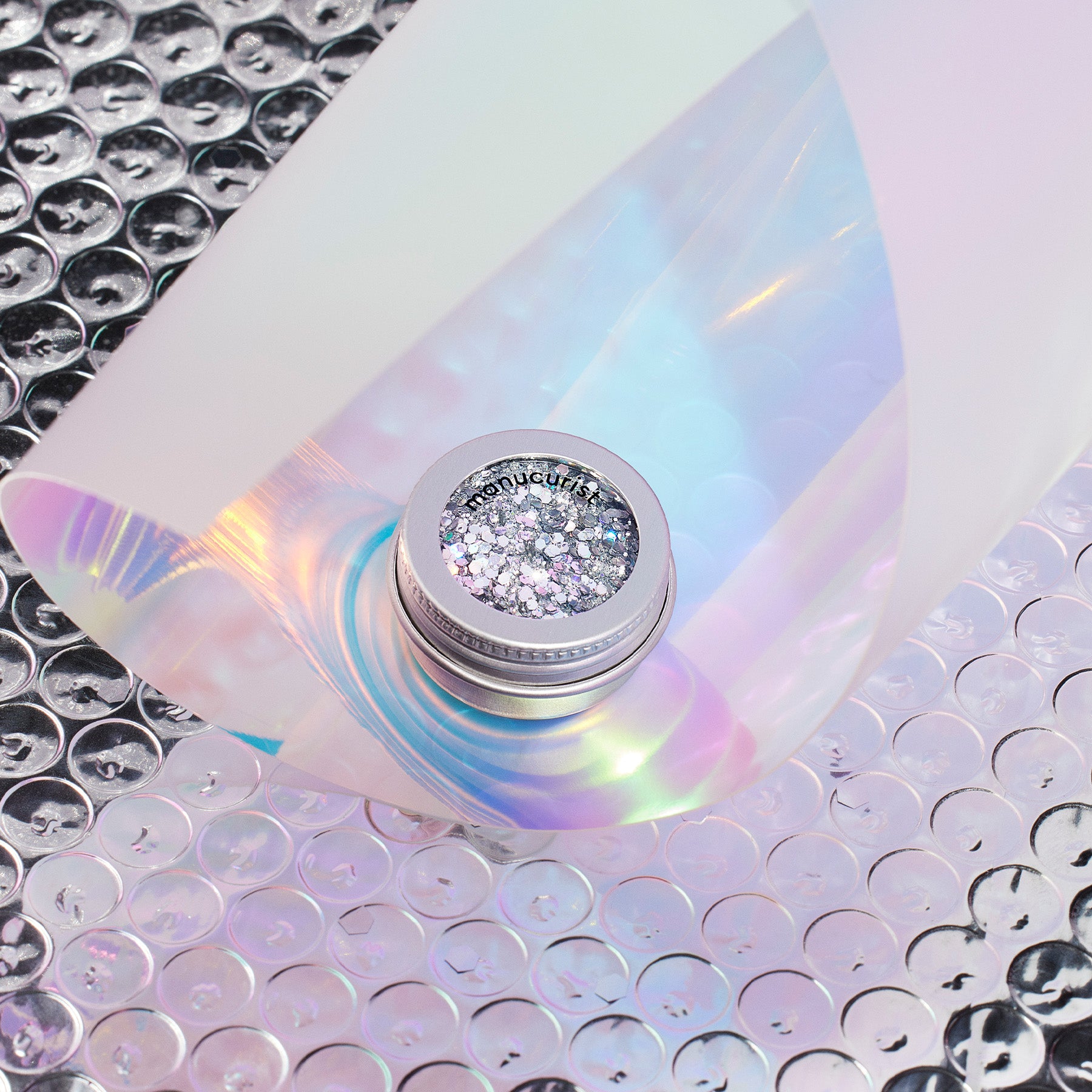 manucurist-holo-pailletten-biologisch-abbaubarer-nagelglitzer image 4