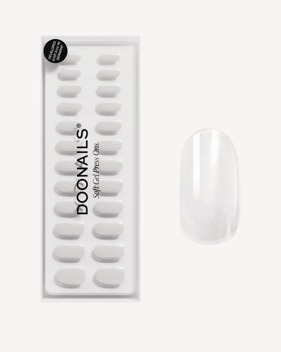 doonails-milkshake-medium-round-soft-gel-press-ons image 1