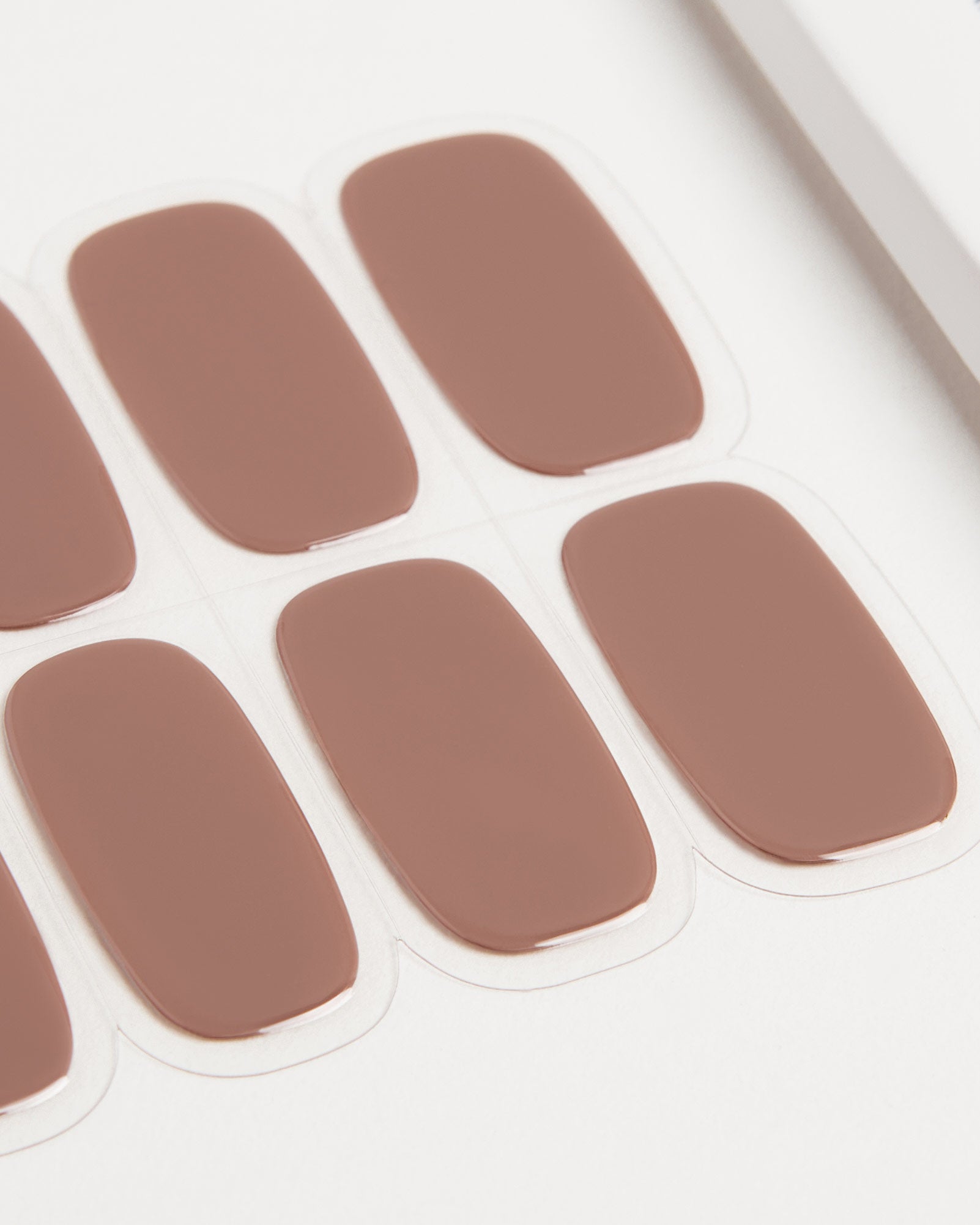 doonails-espresso-uv-gel-strips-warmes-braun image 5