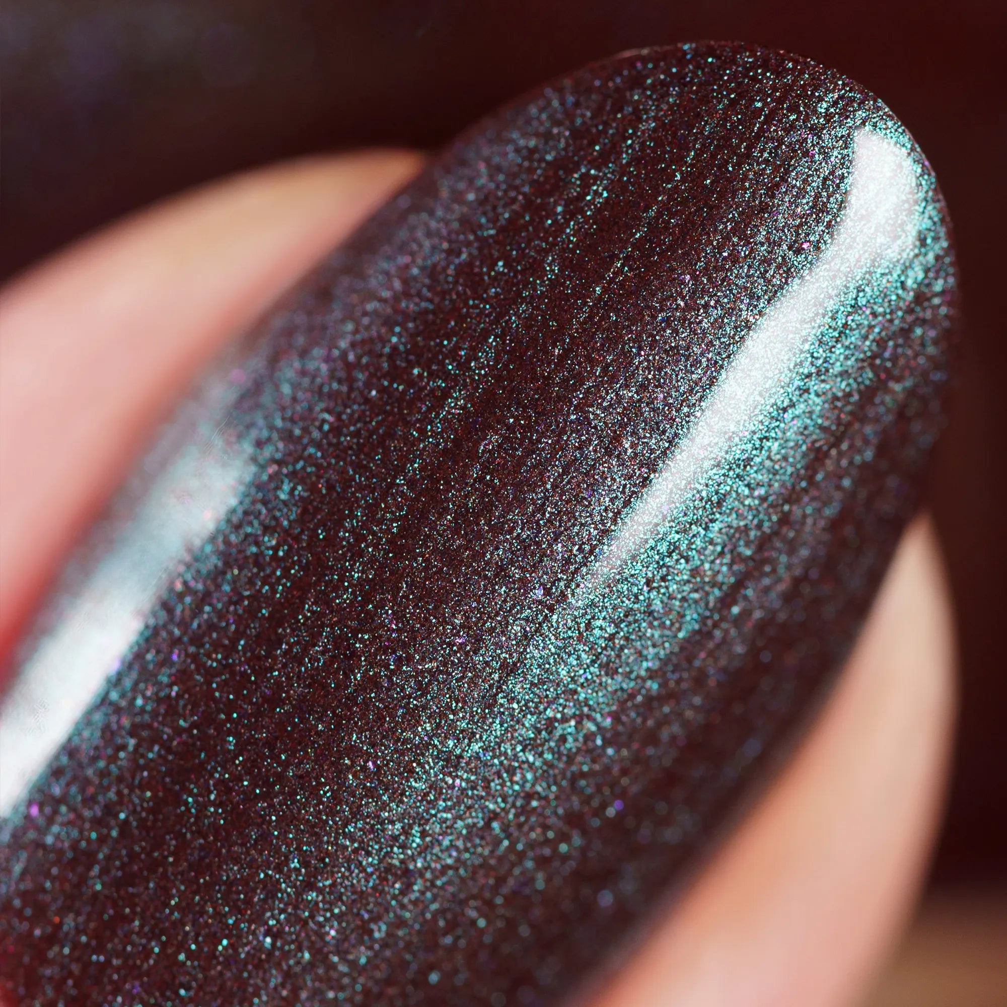 herzlack-schattenmanege-veganer-nagellack-dunkelviolett-schimmer-11ml image 4