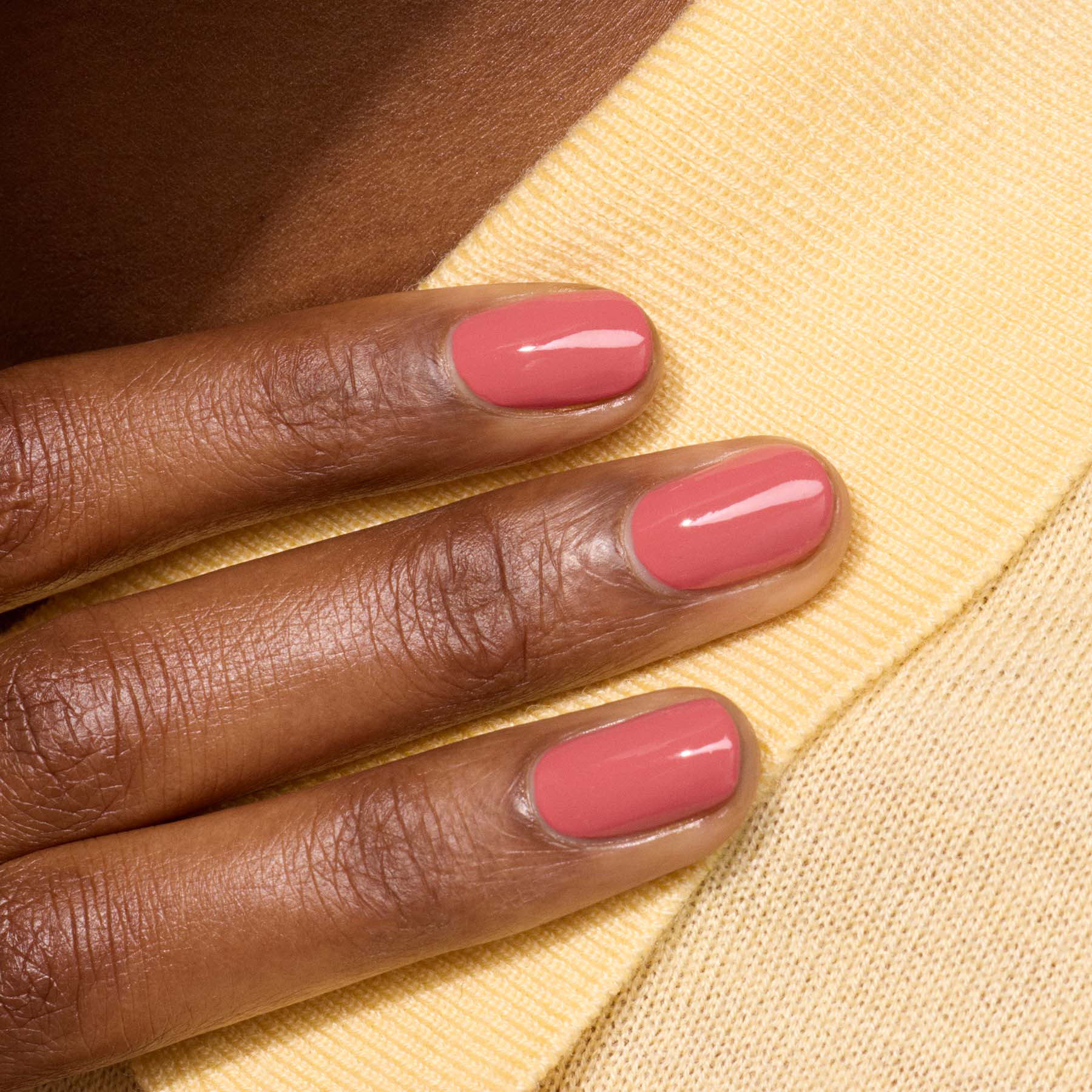 manucurist-green-bois-de-rose-nagellack-altrosa-holz-rosa image 4