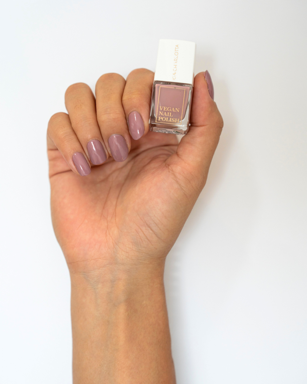 kia-charlotta-nagellack-blush-zartes-rosenholz-matt image 2