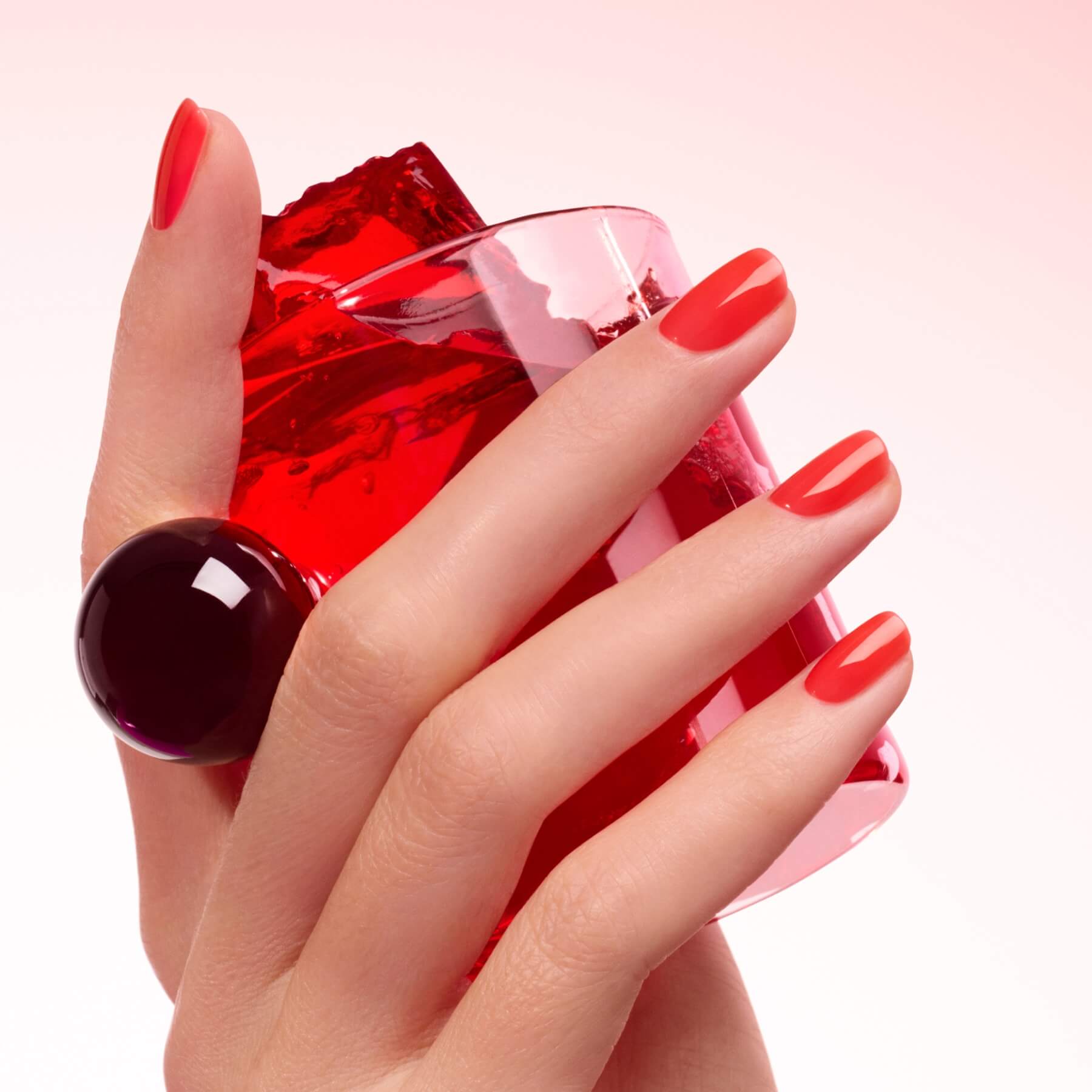manucurist-green-jelly-nagellack-twizzle-jelly-transparent-rot image 2