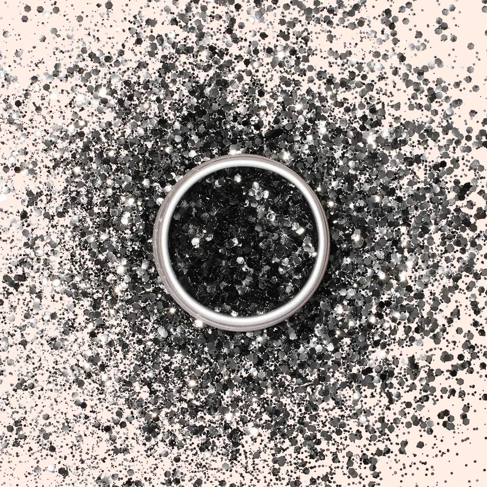 manucurist-biologisch-abbaubare-pailletten-black-diamond-nail-art-glitzer image 1