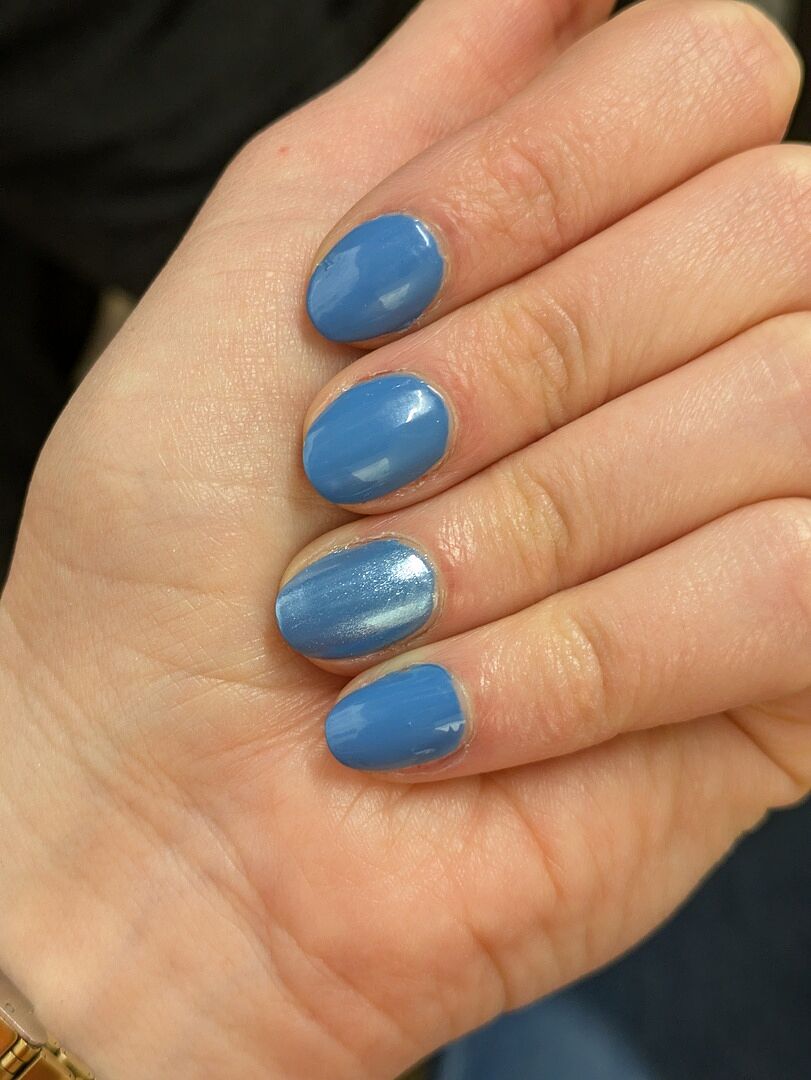Tiefes Azurblau, hält ewig
