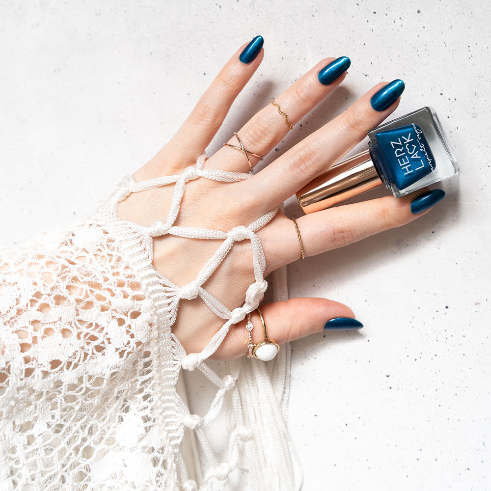 herzlack-lebendig-veganer-nagellack-11ml-blau-t-rkis-schimmer-frost image 8