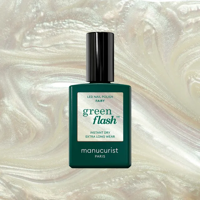 manucurist-green-flash-fairy-semi-permanenter-nagellack-in-perlmutt-wei-holograp image 1