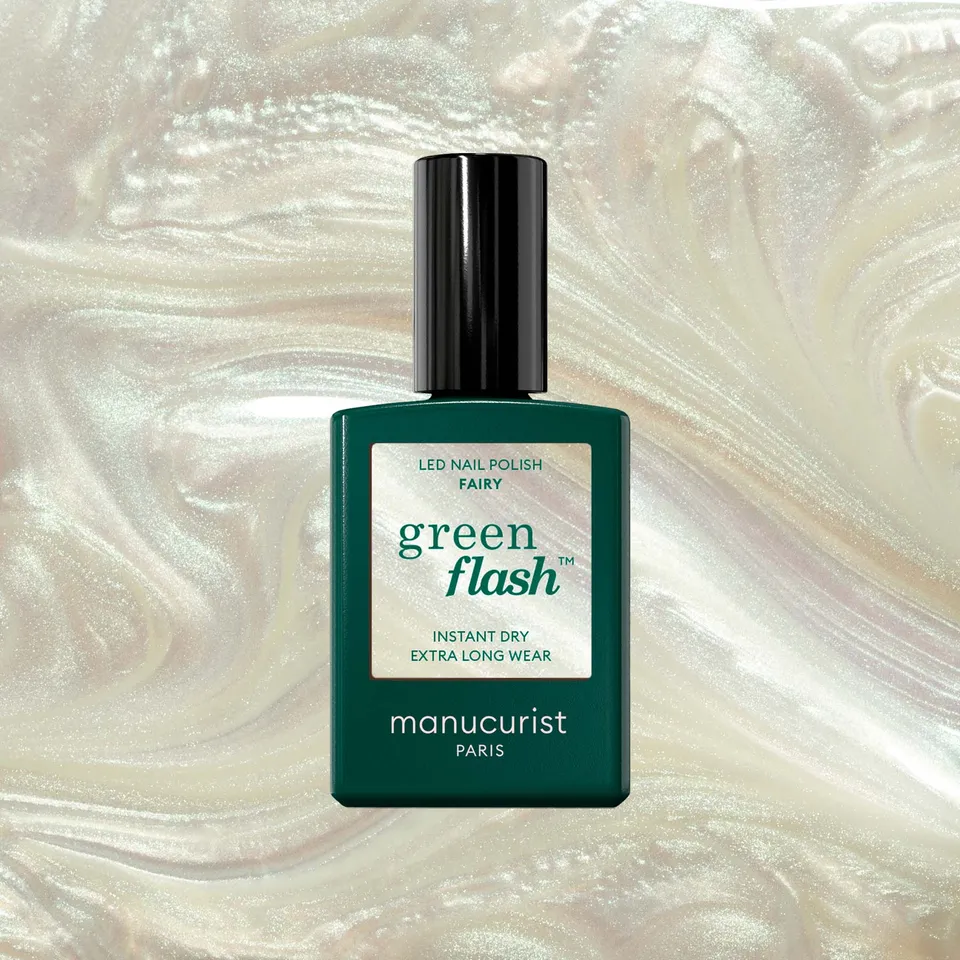 manucurist-green-flash-fairy-semi-permanenter-nagellack-in-perlmutt-wei-holograp image 1