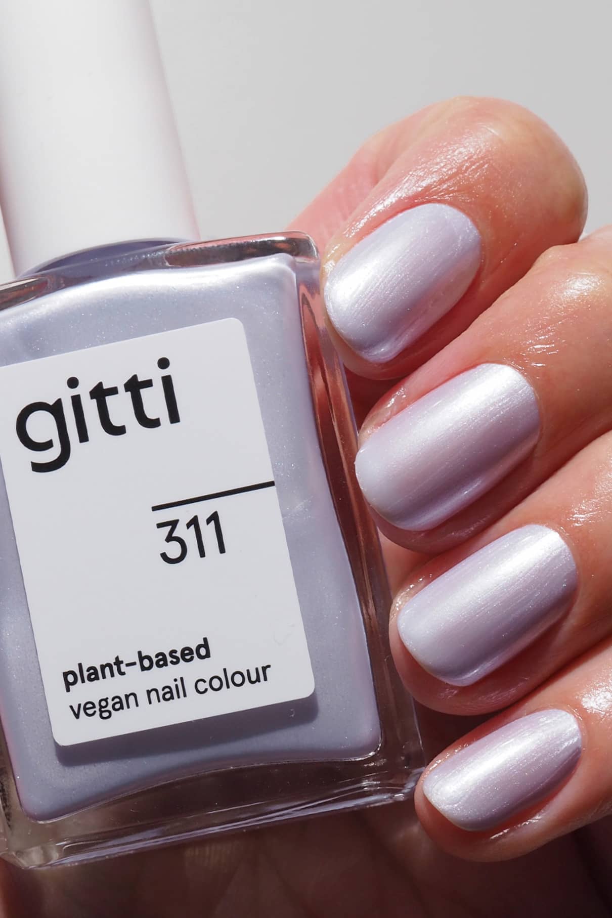 gitti-no-311-plant-based-nagellack-k-hles-blau-metallic image 2