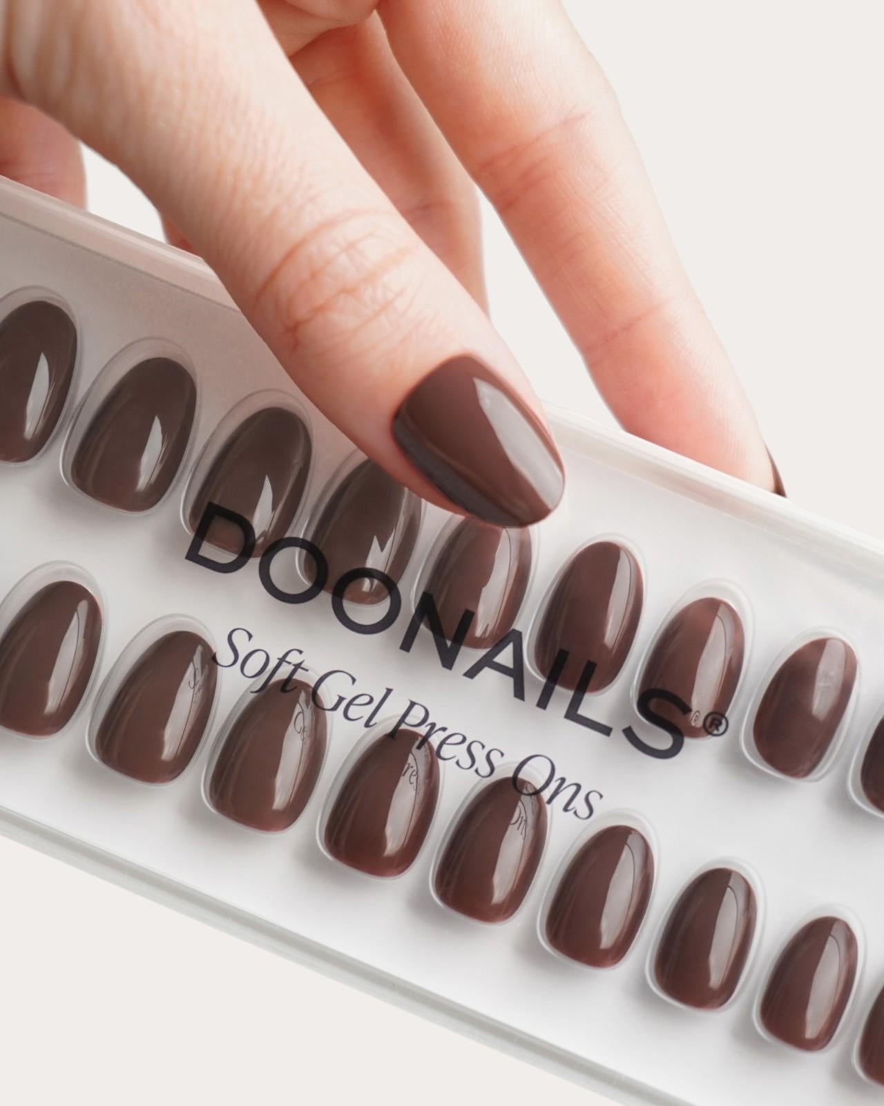 doonails-caf-noir-short-round-soft-gel-press-ons-grau-braun image 5
