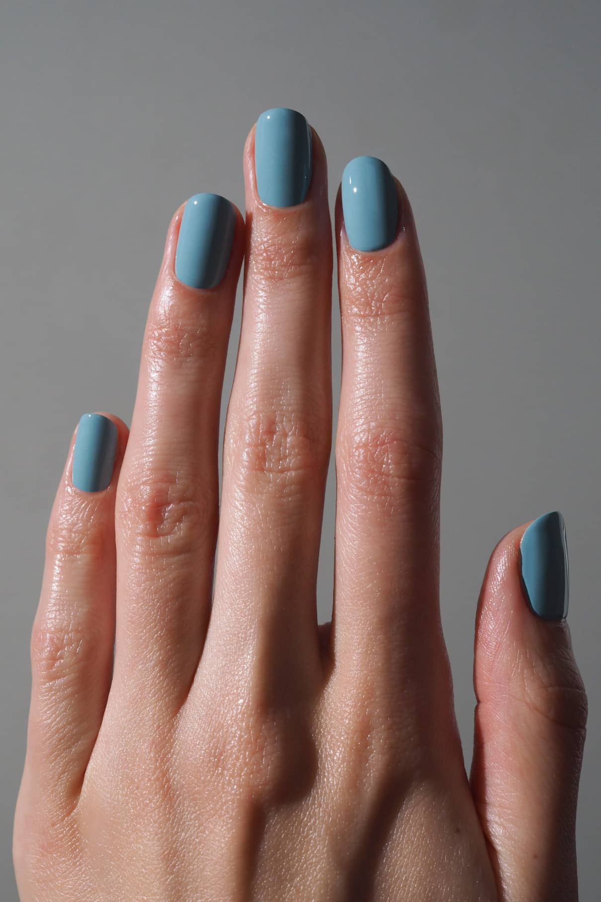 gitti-no-189-plant-based-nagellack-gedecktes-blau image 3
