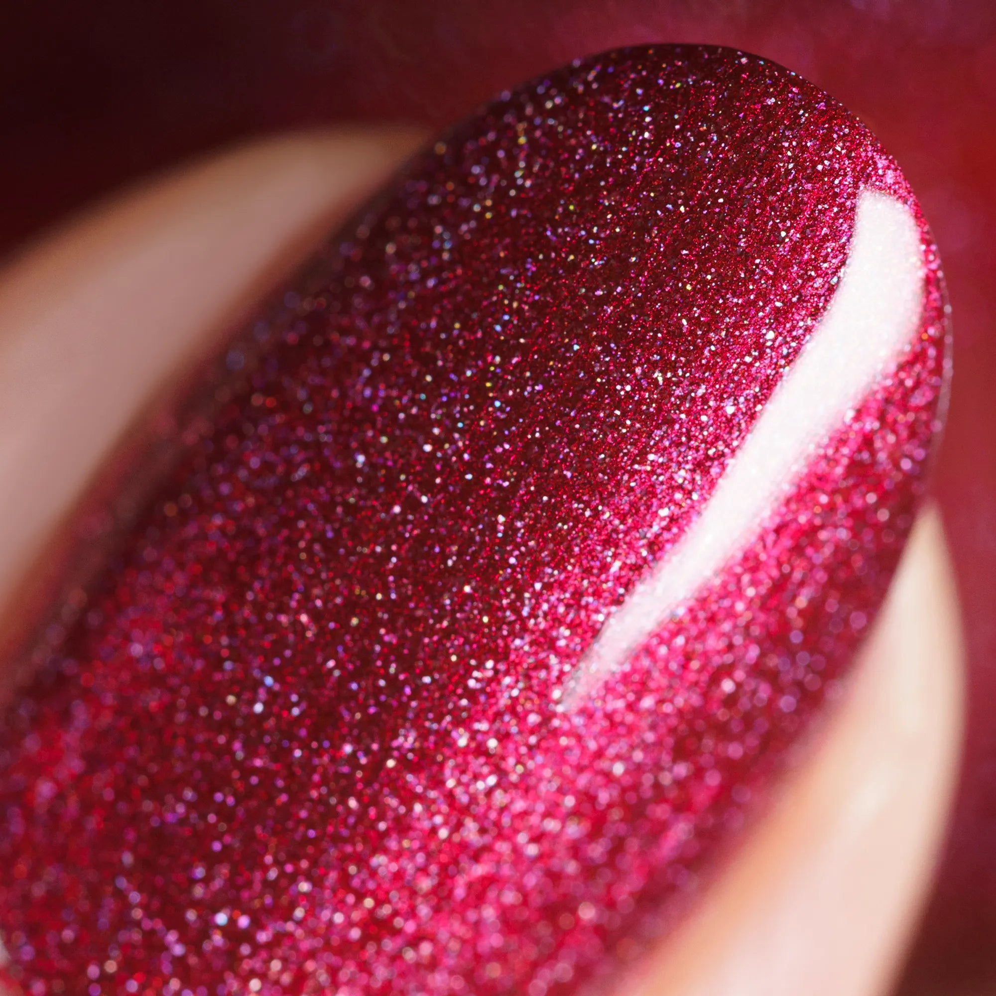 herzlack-merci-veganer-nagellack-dunkelrot-holo-schimmer-11-ml image 4