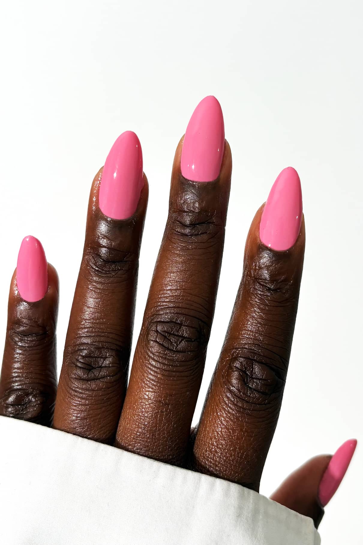 gitti-no-28-plantpro-gel-nail-polish-statement-pink image 3