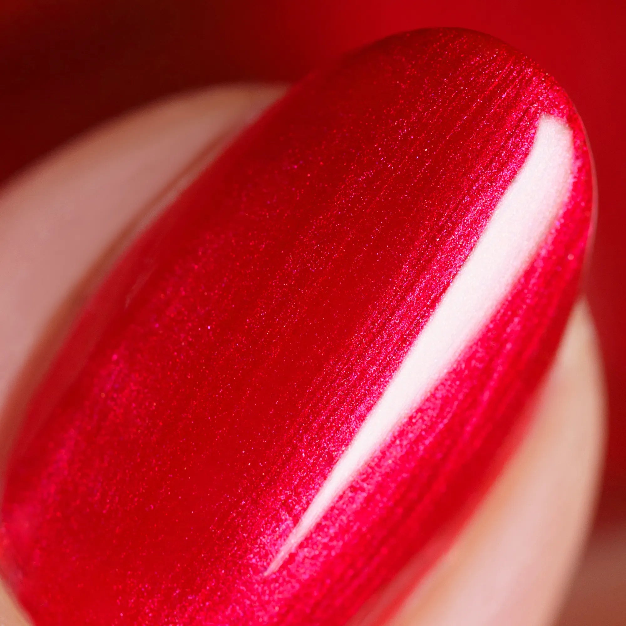 herzlack-l-amour-veganer-nagellack-tiefrot-mit-rot-pink-schimmer-11-ml image 4
