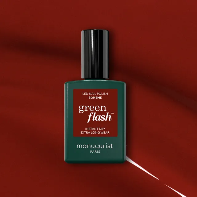 manucurist-boh-me-green-flash-gel-nagellack-tiefes-rotbraun image 1