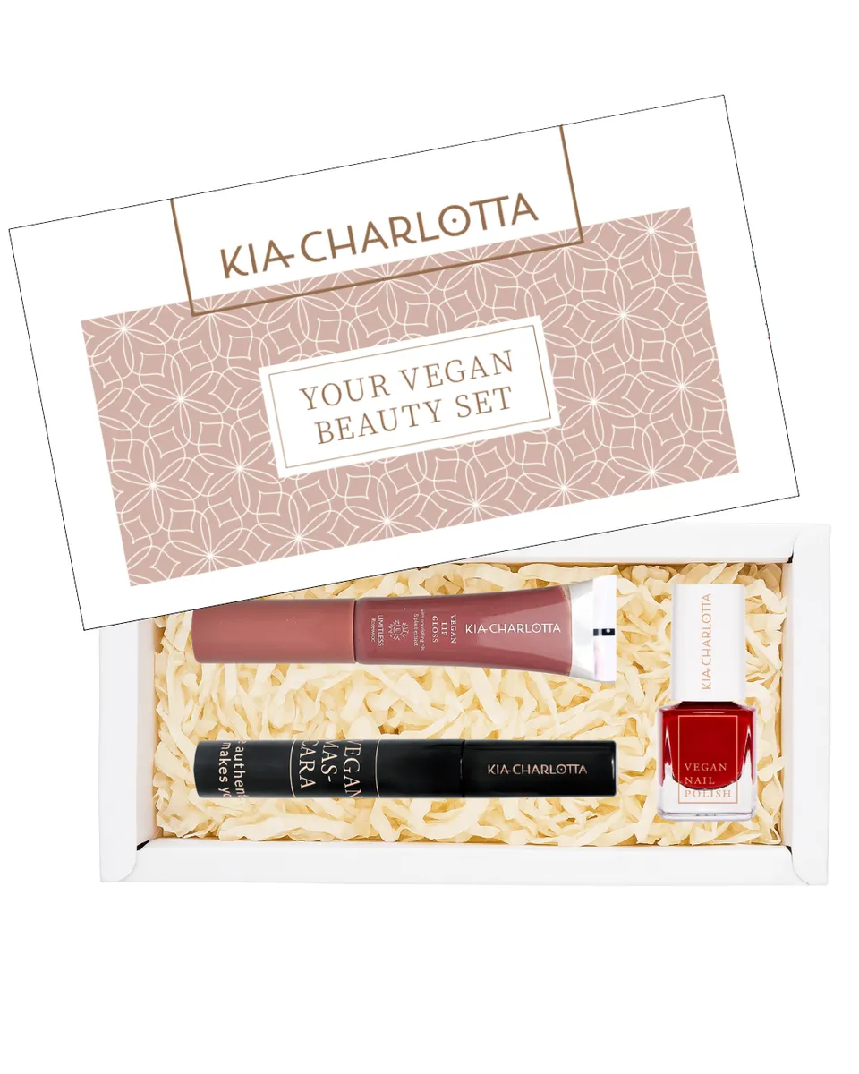 kia-charlotta-x-mas-essentials-veganes-make-up-set-mascara-lipgloss-nagellack image 1