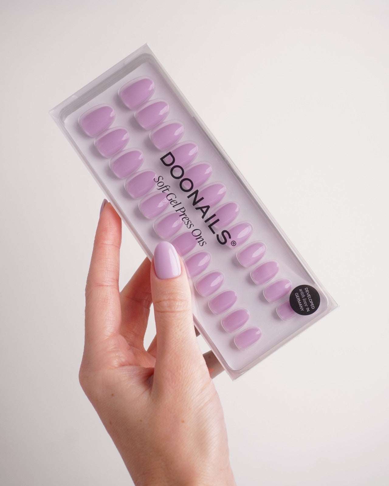 doonails-lavender-mist-soft-gel-press-ons-short-round-flieder image 4