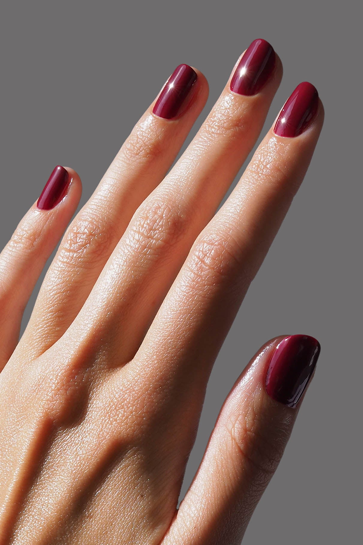 gitti-no-185-plant-based-nagellack-tiefrot-k-hl image 6