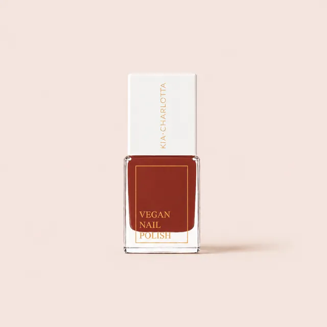kia-charlotta-nagellack-determination-dunkelrot-vegan image 1