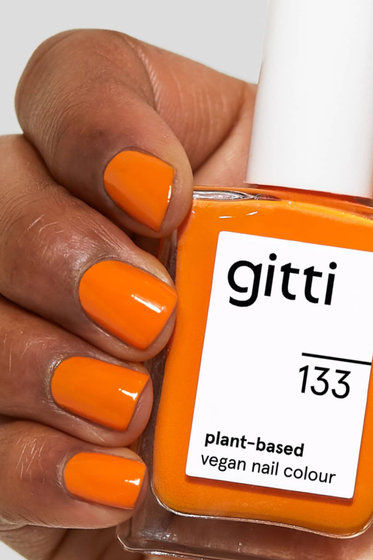 gitti-no-133-nagellack-warmes-orange-plant-based image 2