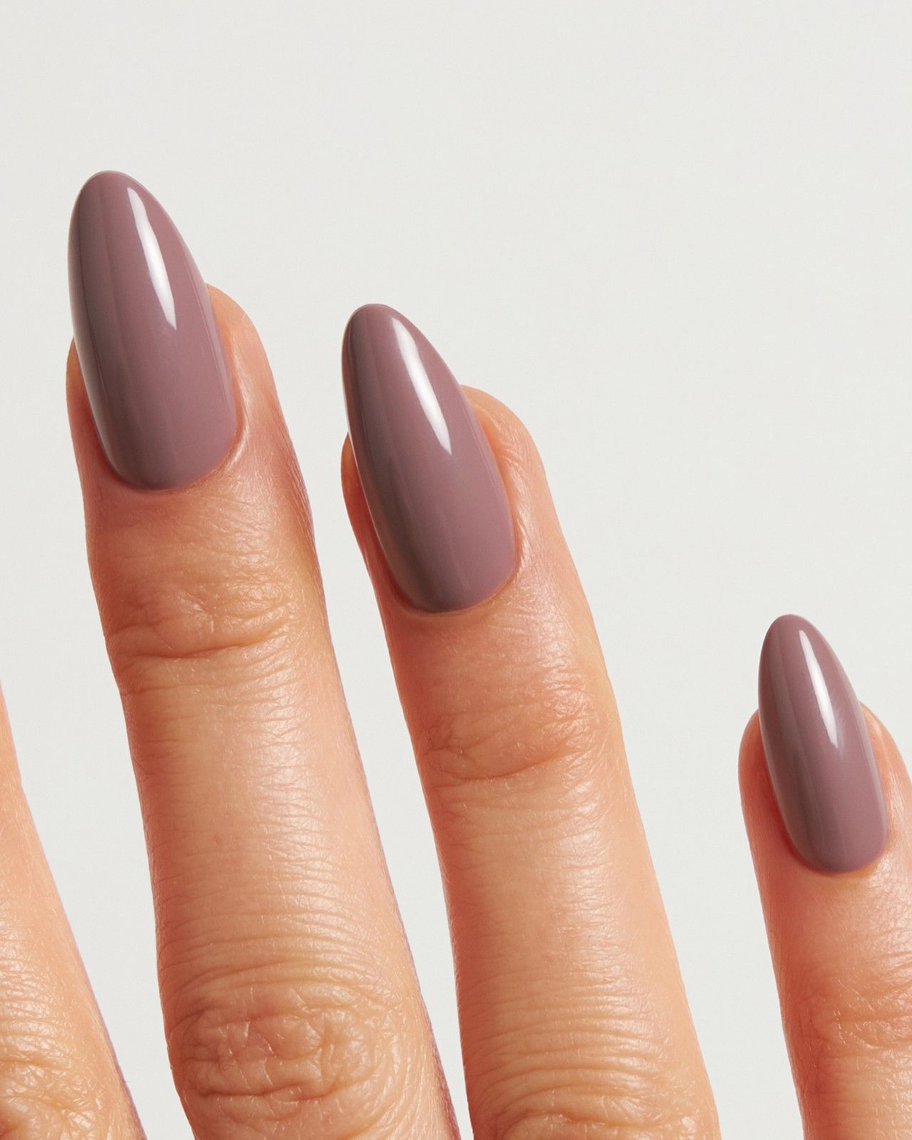 doonails-silent-night-mauve-medium-almond-soft-gel-press-ons image 2