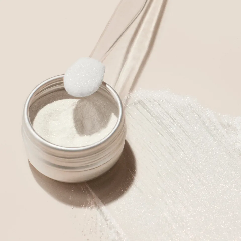manucurist-white-glazed-puder-effekt-schimmerpuder-f-r-glazed-nails image 1