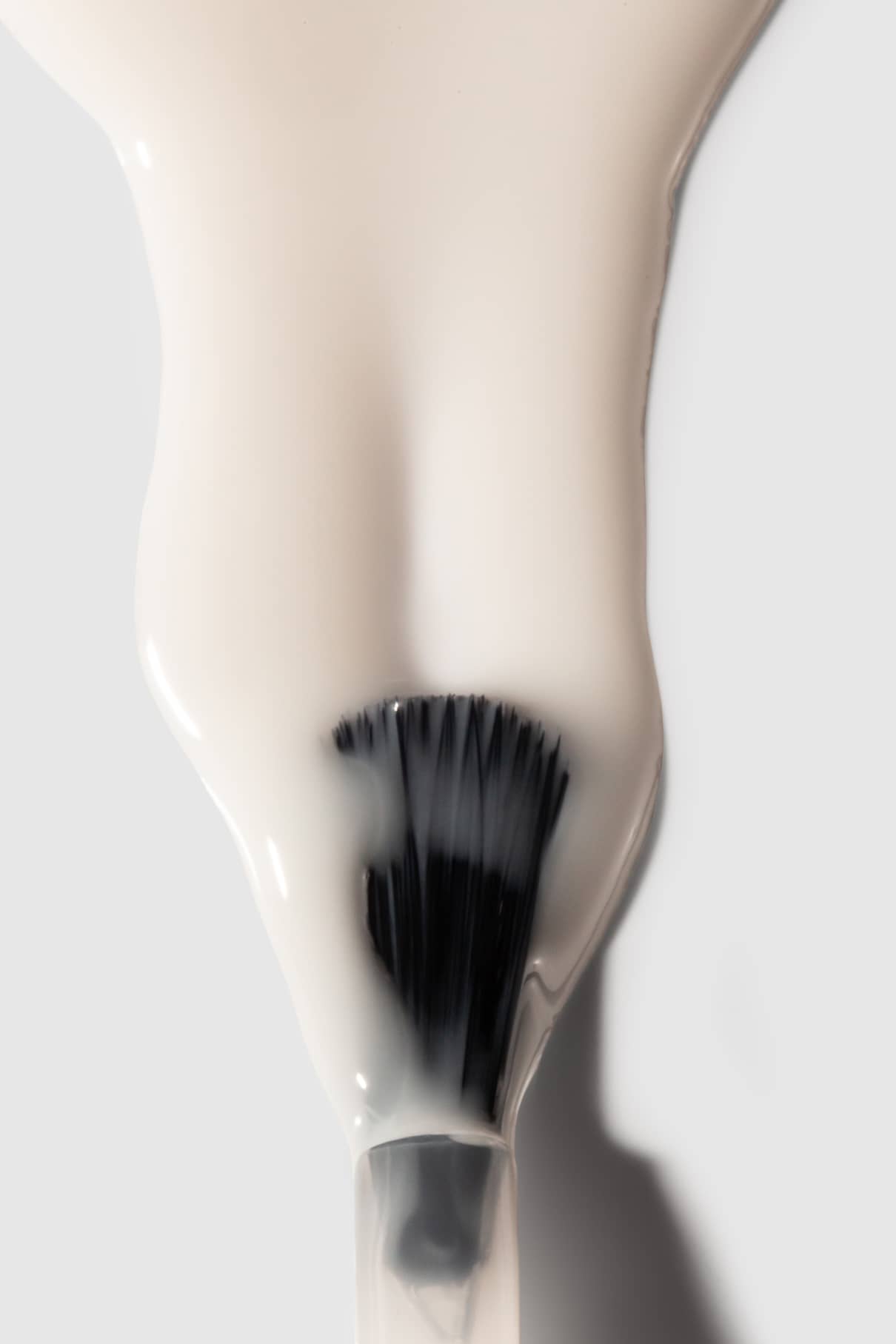 gitti-nail-glaze-care-infused-nagelfarbe-mit-glaze-finish image 4