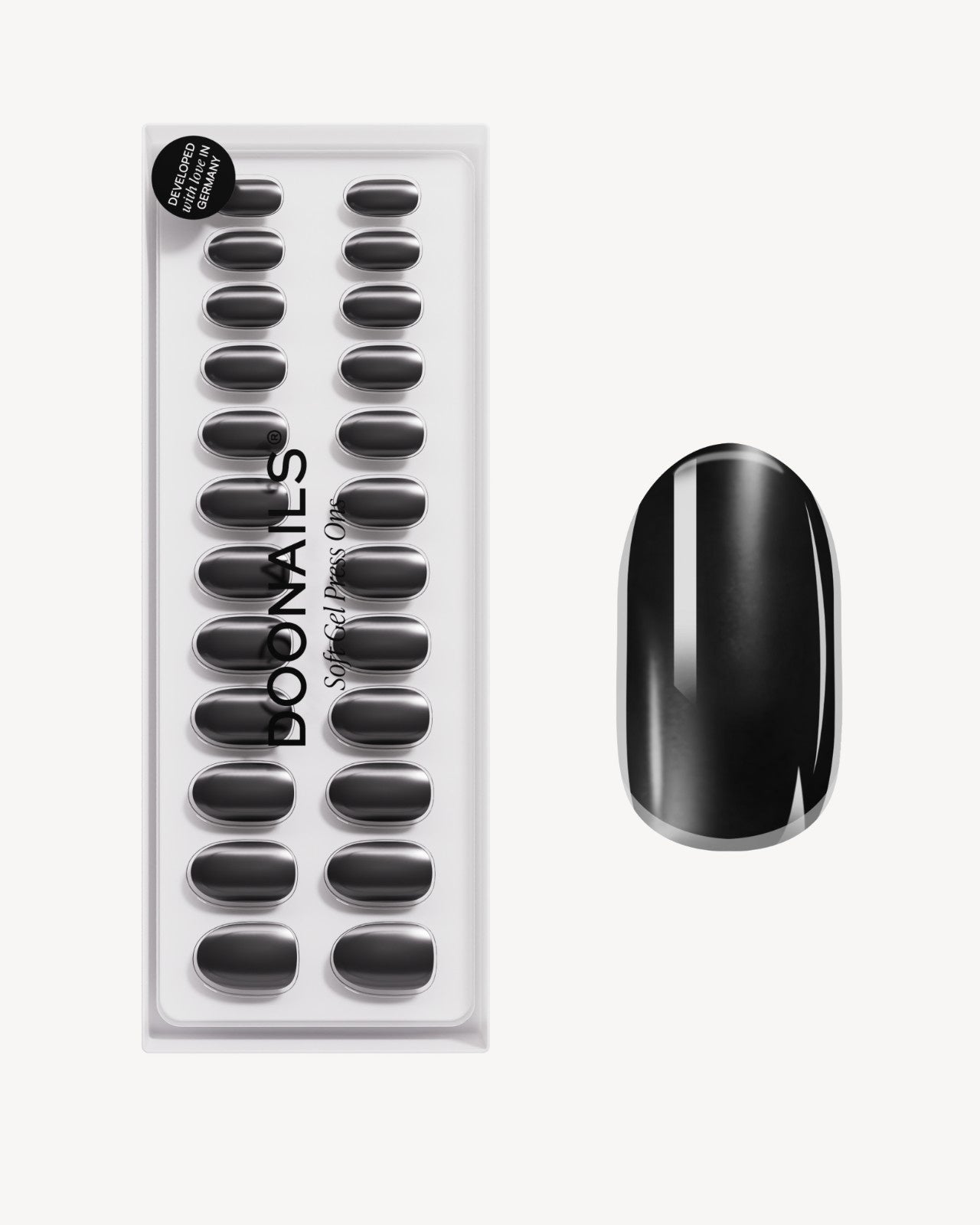 doonails-black-pearl-medium-round-soft-gel-press-ons-schwarz-chrome image 1