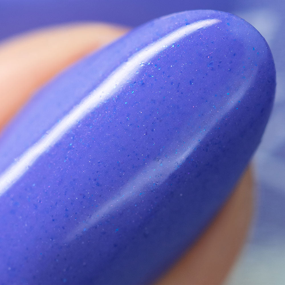 herzlack-kornblume-veganer-nagellack-11ml-blau-schimmer-frost image 4