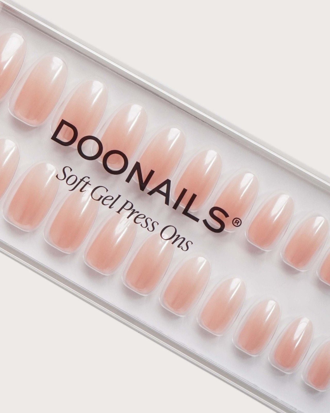 doonails-glazed-babyboomer-medium-round-soft-gel-press-ons image 5