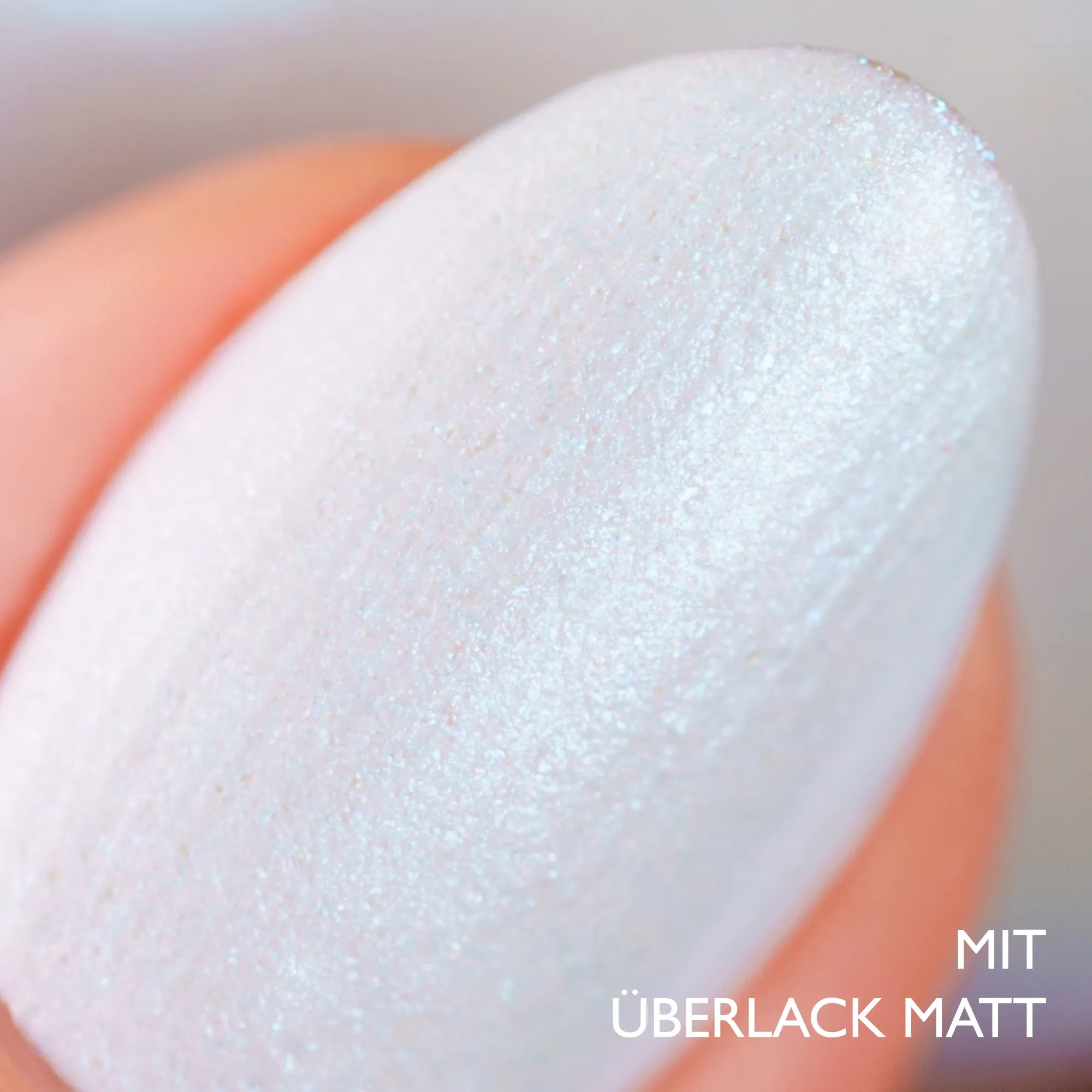 herzlack-azura-veganer-nagellack-hellblau-duochrome-rosa-11ml image 5