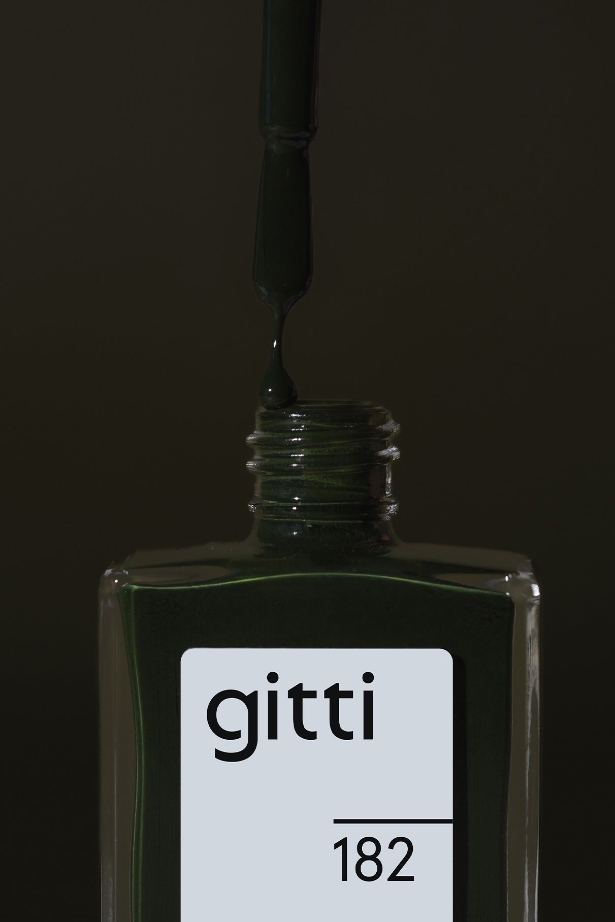 gitti-plant-based-nagellack-no-182-tiefes-tannengr-n image 5