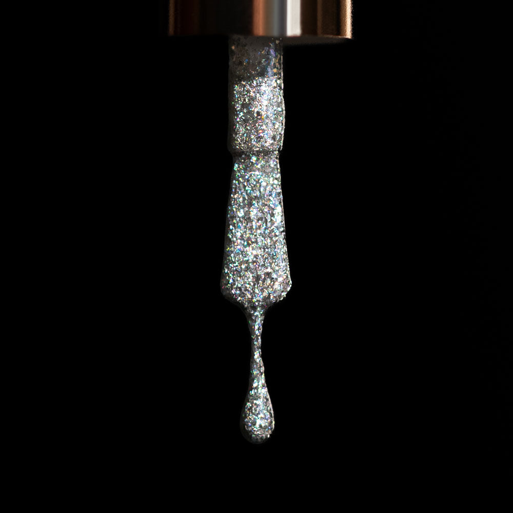 herzlack-brillant-holo-diamond-veganer-nagellack-silber-holo image 6