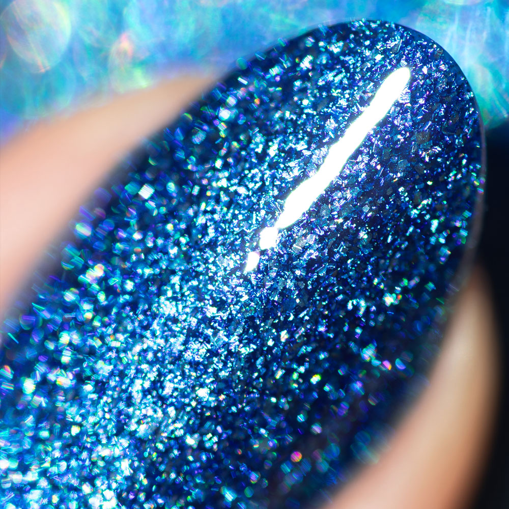 herzlack-saphir-holo-diamond-veganer-nagellack-blau-mit-holo-effekt-11ml image 2
