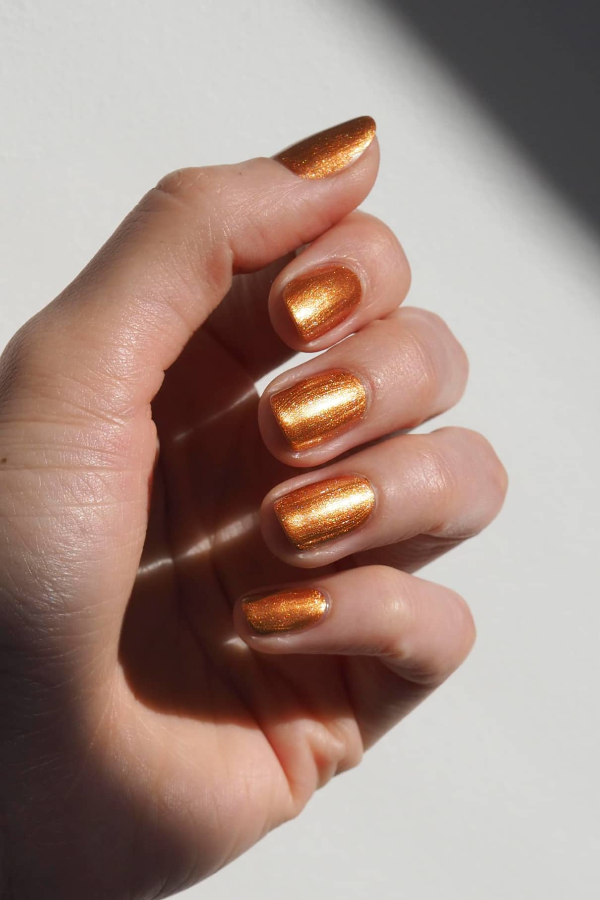 gitti-no-302-pflanzlicher-nagellack-metallic-bronze image 6