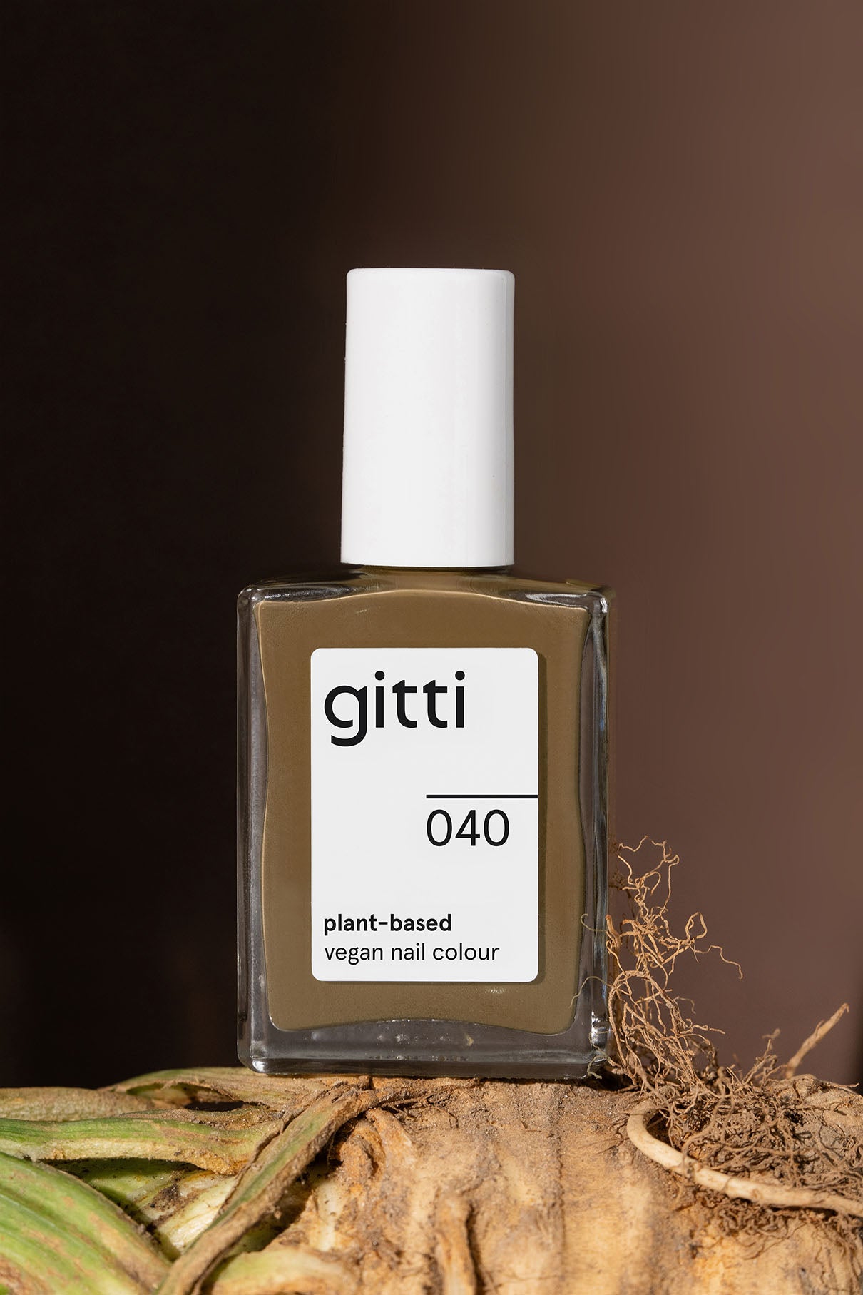 gitti-no-040-plant-based-nagellack-erdiges-gr-n-mit-goldgelb image 7