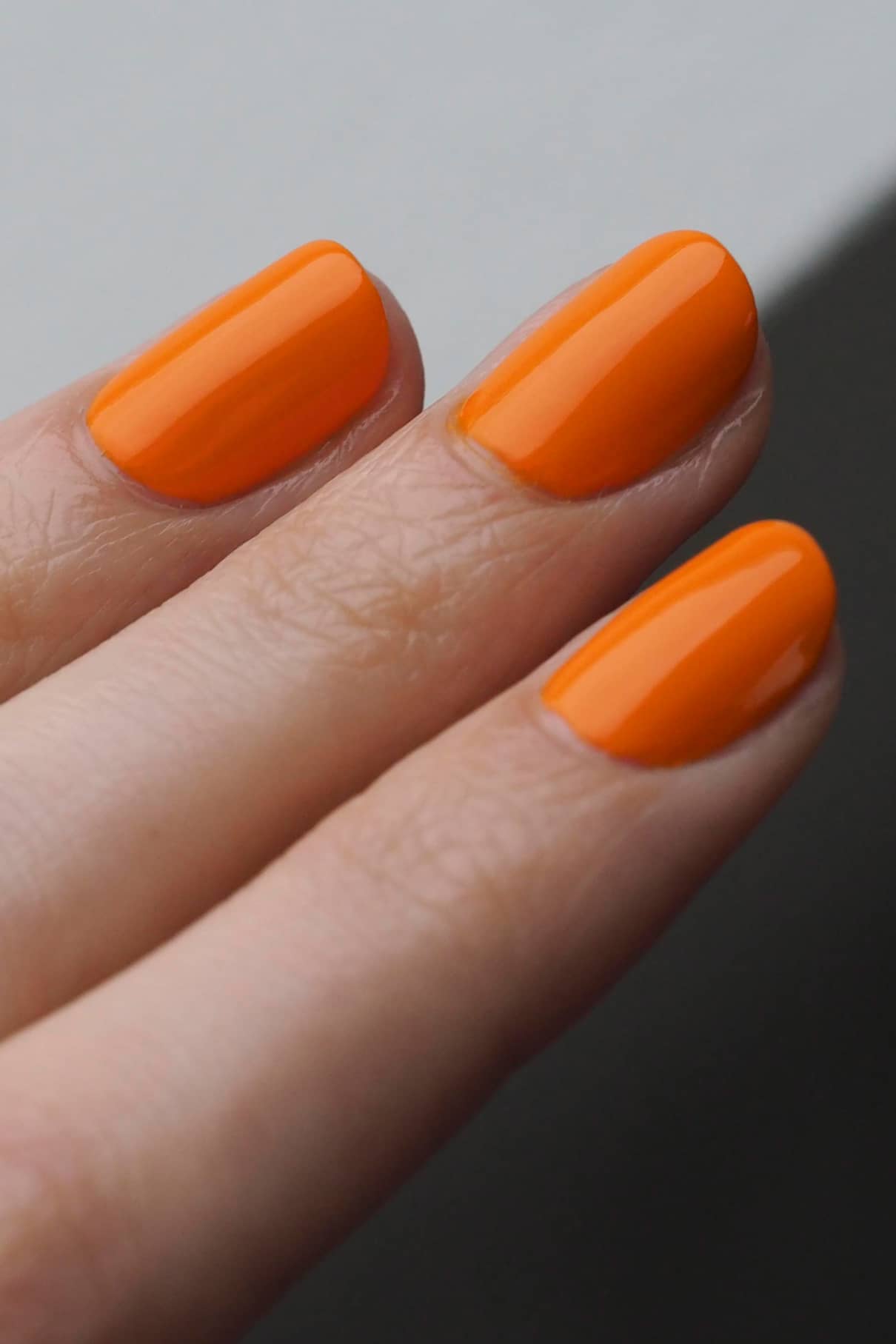 gitti-no-133-nagellack-warmes-orange-plant-based image 3