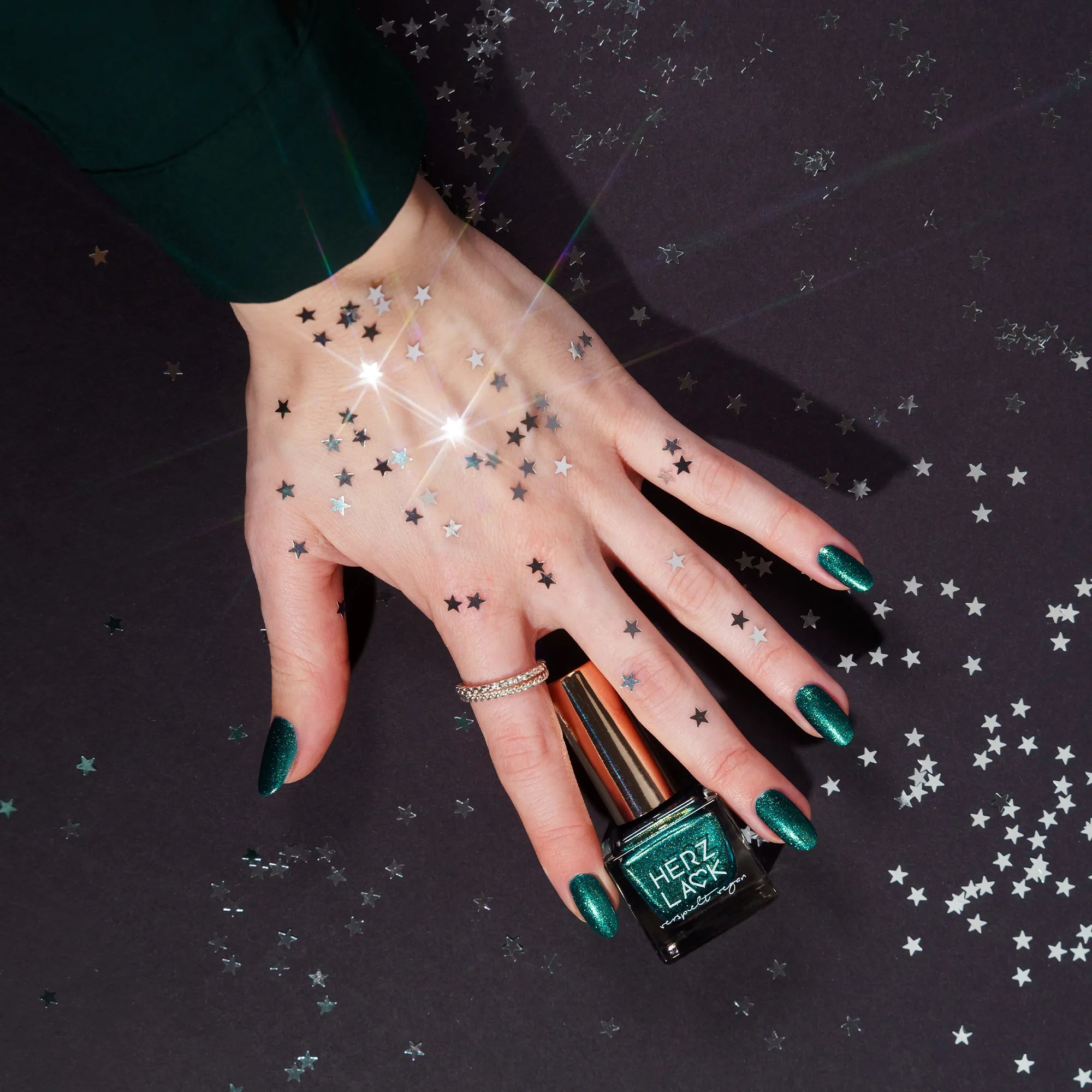 herzlack-krypton-mission-sternenstaub-veganer-duochrome-holo-nagellack-11-ml image 8