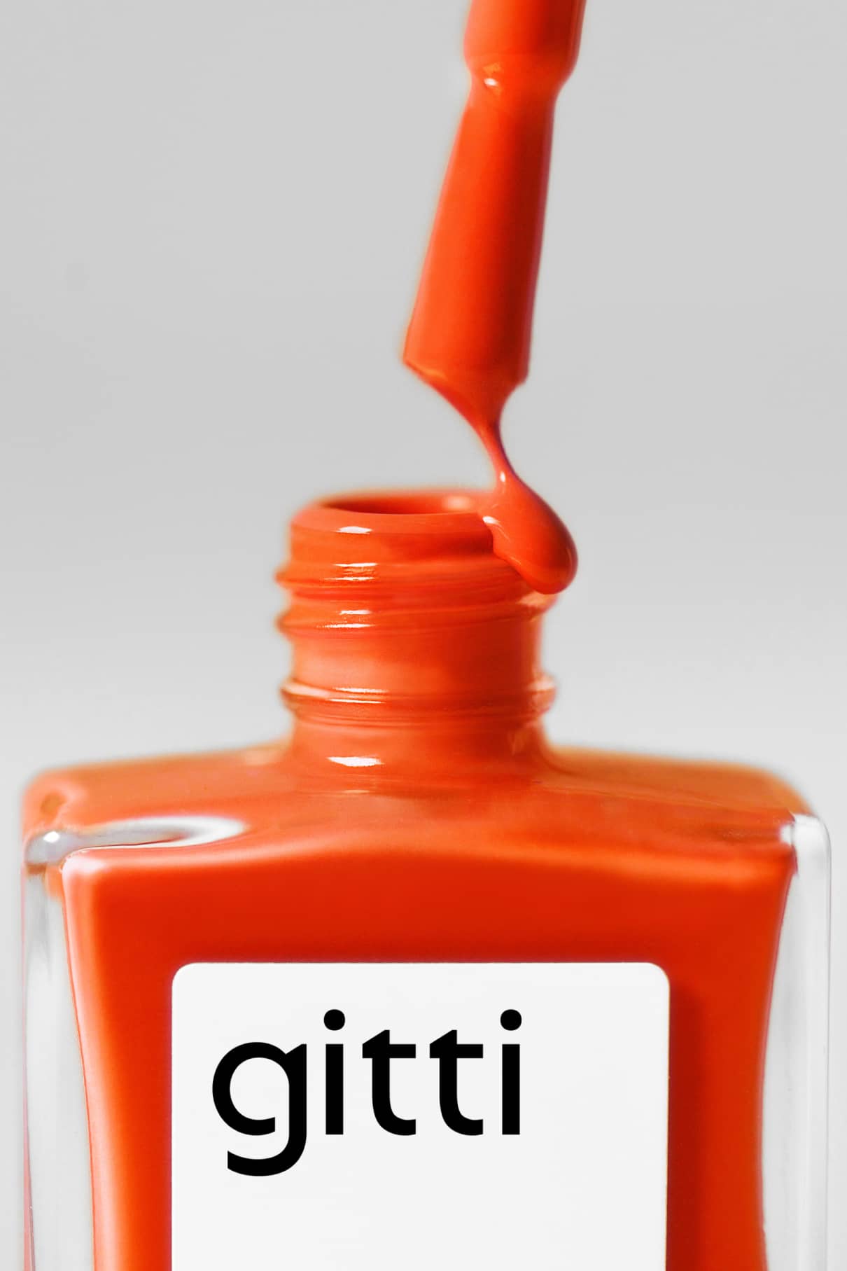 gitti-no-139-plant-based-nagellack-intensives-orangerot image 7