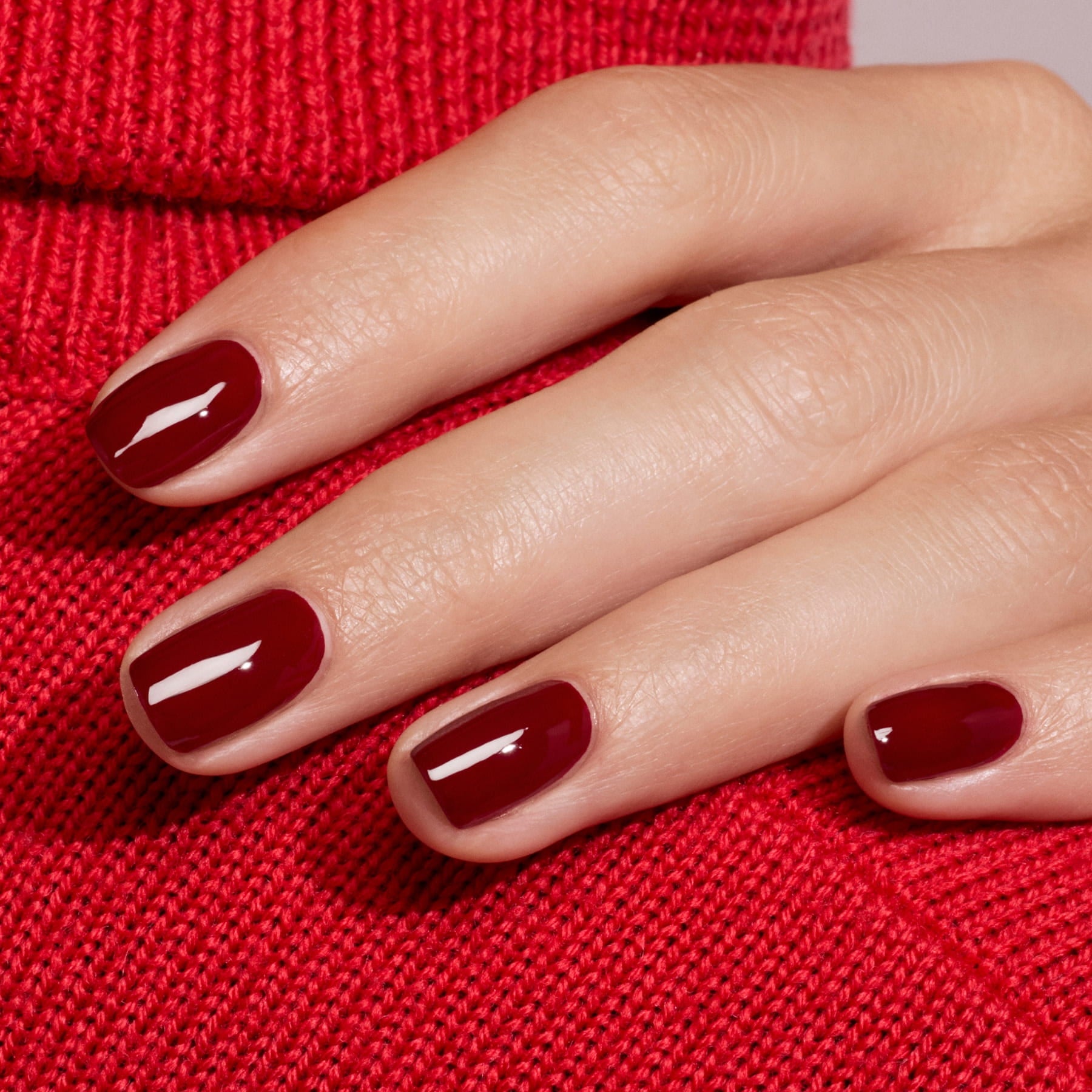 manucurist-green-flash-dark-pansy-semi-permanenter-nagellack-bordeaux-kirschrot image 3