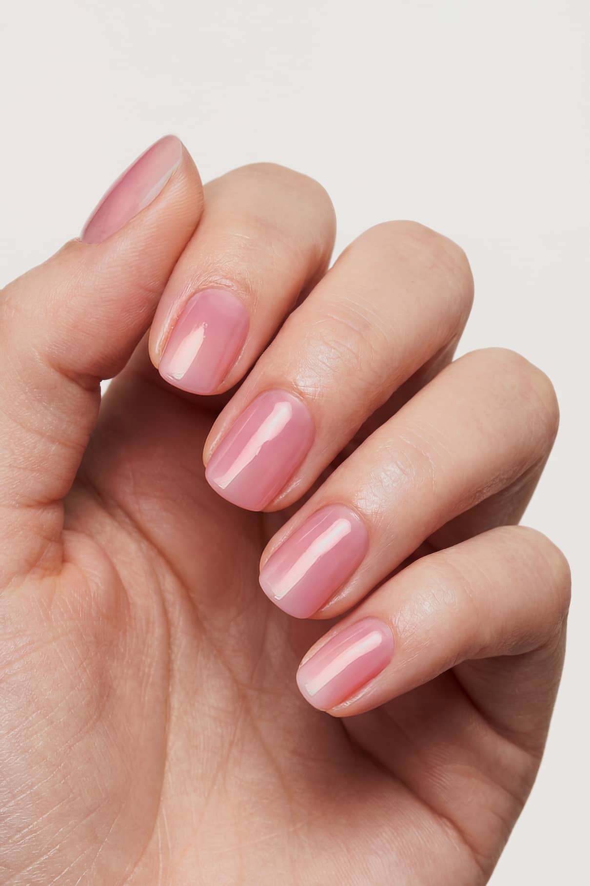 gitti-no-057-plant-based-nagellack-sheer-pink image 3