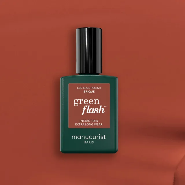 manucurist-green-flash-brique-halbpermanenter-nagellack-ziegelrot image 1