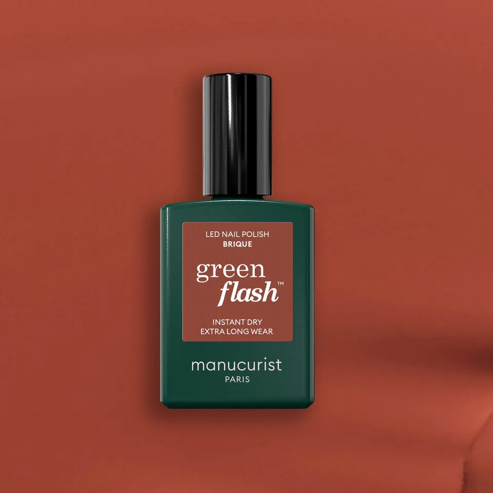 manucurist-green-flash-brique-halbpermanenter-nagellack-ziegelrot image 1