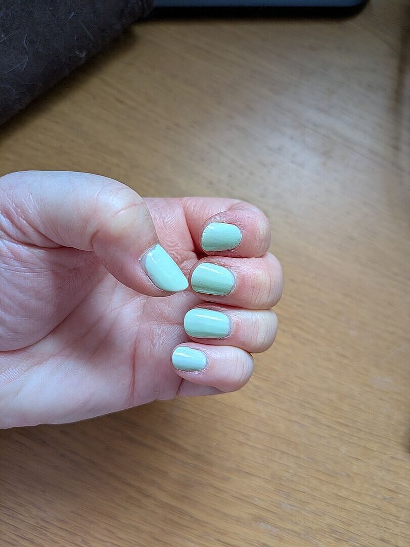 Farbe toll, Halt mittel