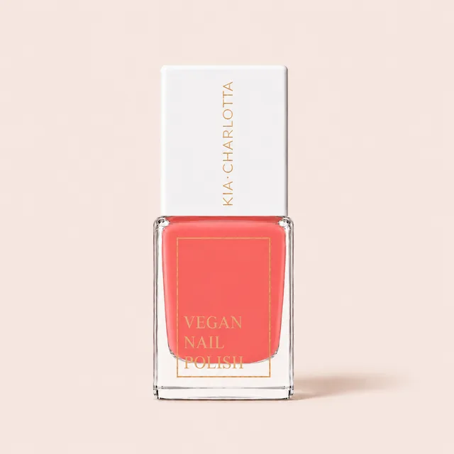 kia-charlotta-a-wildflower-veganer-nagellack-korallenpink image 1