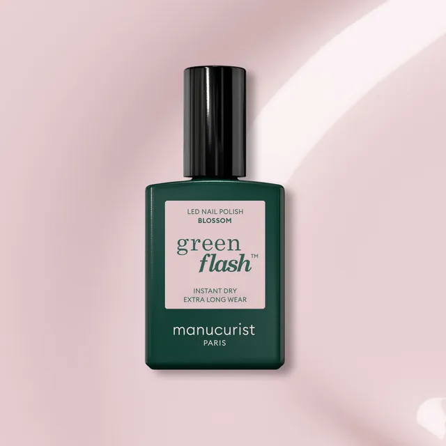 manucurist-blossom-green-flash-semi-permanenter-nagellack-hellrosa image 1