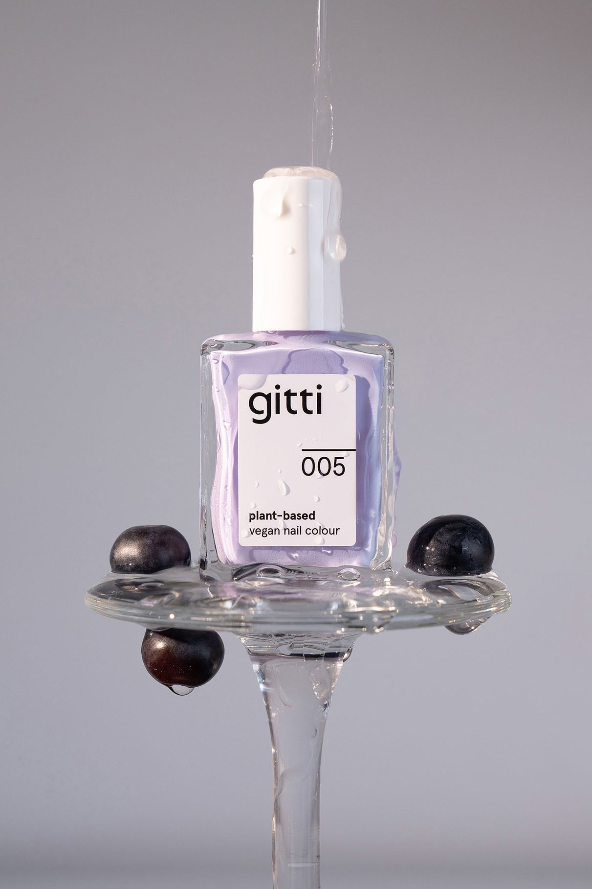 gitti-no-005-lavender-nights-plant-based-nagellack-lila-mit-erh-hter-deckkraft image 8