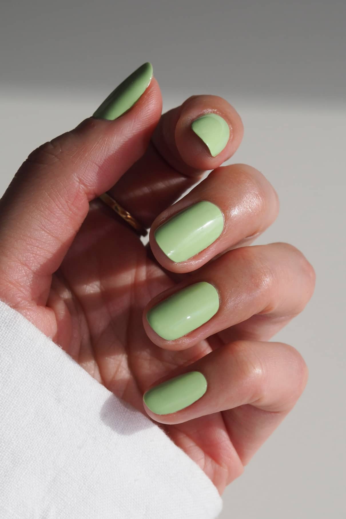 gitti-no-029-plant-based-nagellack-pastellgr-n image 3
