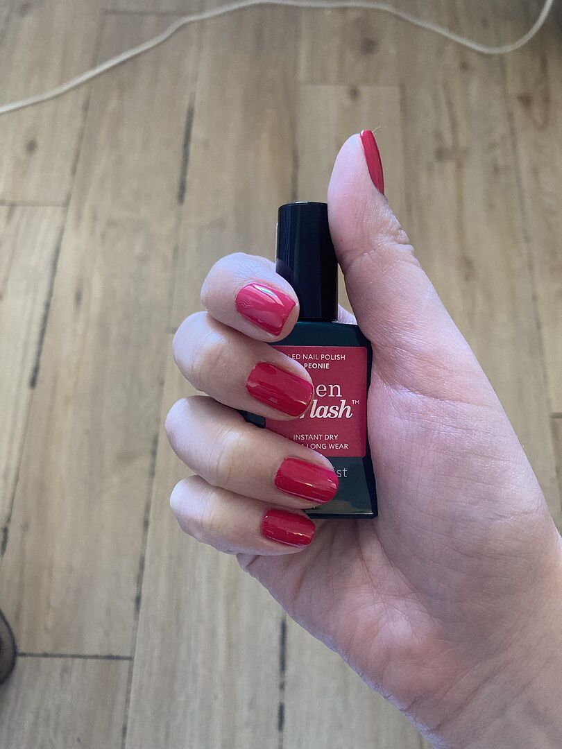 Farbe toll, Halt mittel
