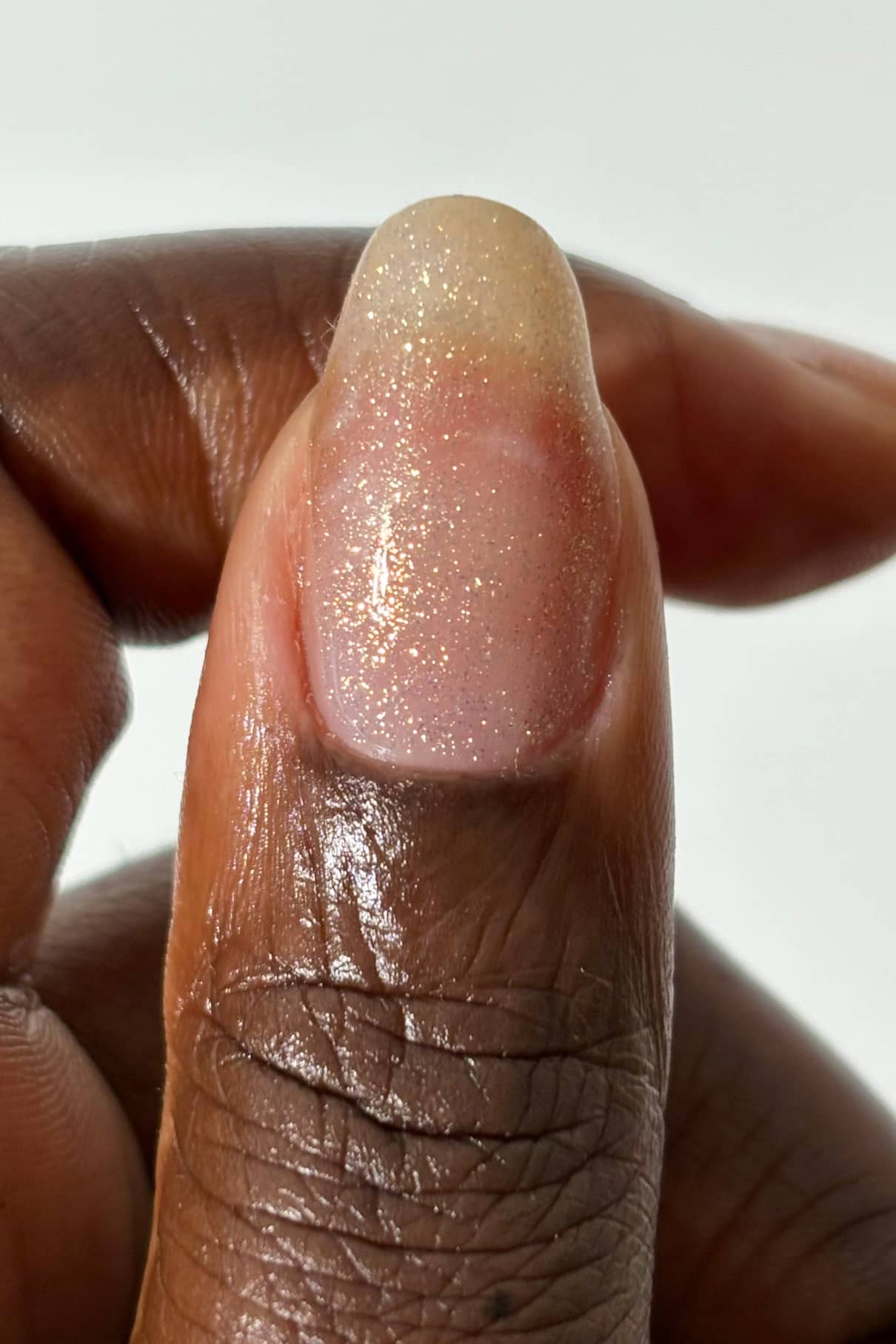 gitti-golden-nail-sheen-plantpro-gel-nagellack-gold-schimmer image 5